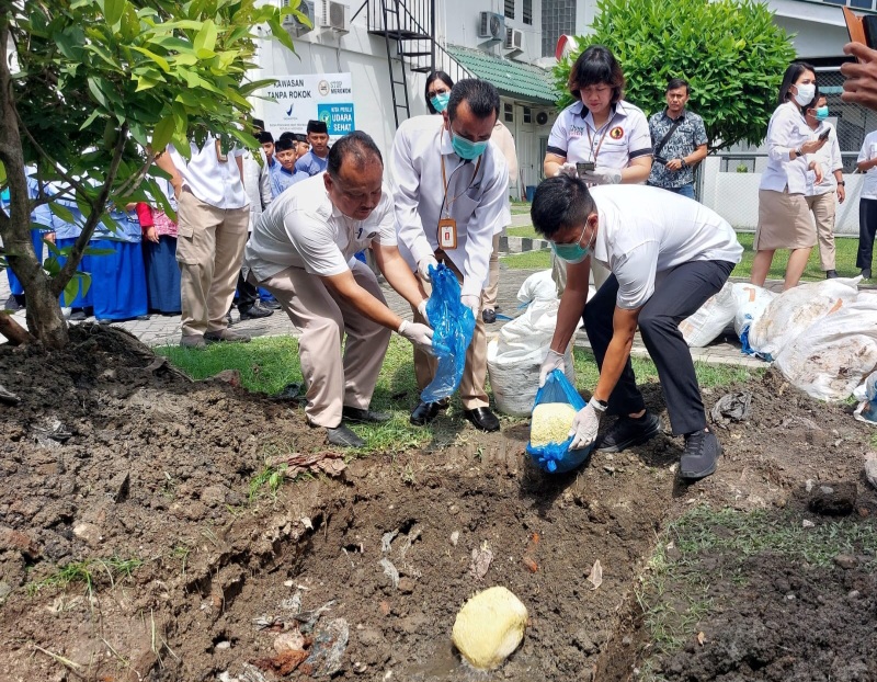 BBPOM Medan Musnahkan 300 Kg Mie Kuning Berformalin