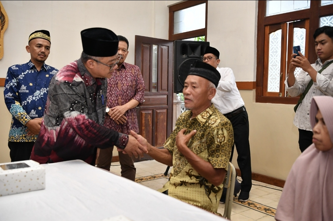 10 Guru Meninggal Dunia dan 3 Luka-luka, Mendikdasmen Abdul Mu'ti Datangi SD ITQ As Syafi'iyah Magelang