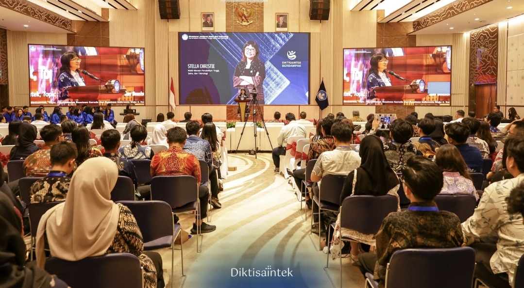 Wamendiktisaintek Stella Christie Semangati 337 Penerima Beasiswa Indonesia Maju dan Garuda