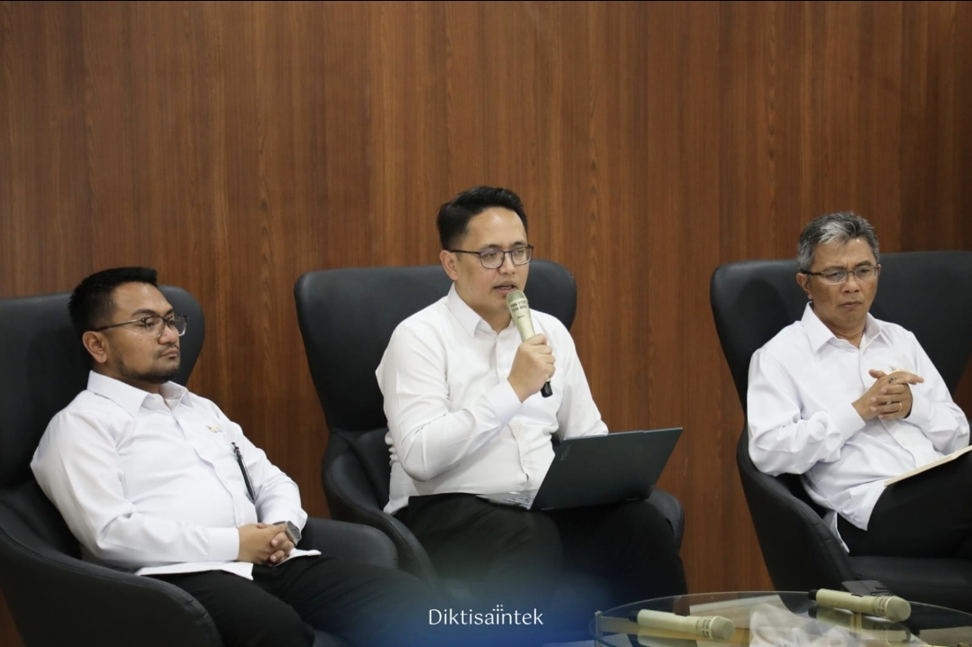 Percepat Hilirisasi Hasil Riset, Kemdiktisaintek Luncurkan Program Riset Konsorsium Berdampak dan Hilirisasi Prioritas Nasional 2025
