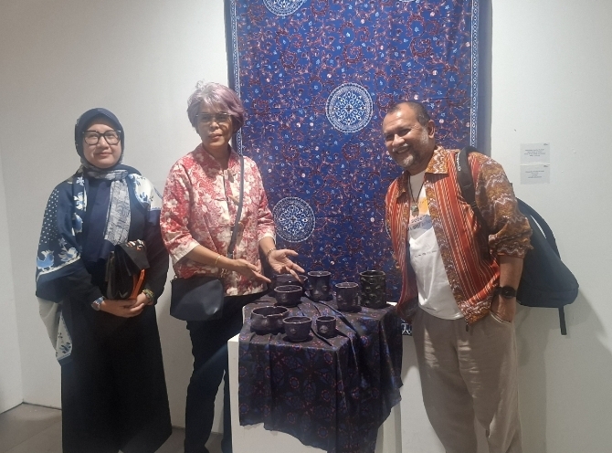 Kolaborasi Seni Rupa dan Kriya IKJ: Dari Distraksi hingga Kemanusiaan