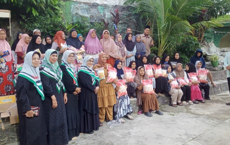 Komisi Sosial Dan Bencana MUI Sumut Gelar Aksi Hari Internasional Pemberantasan Kemiskinan Di DAS Deli
