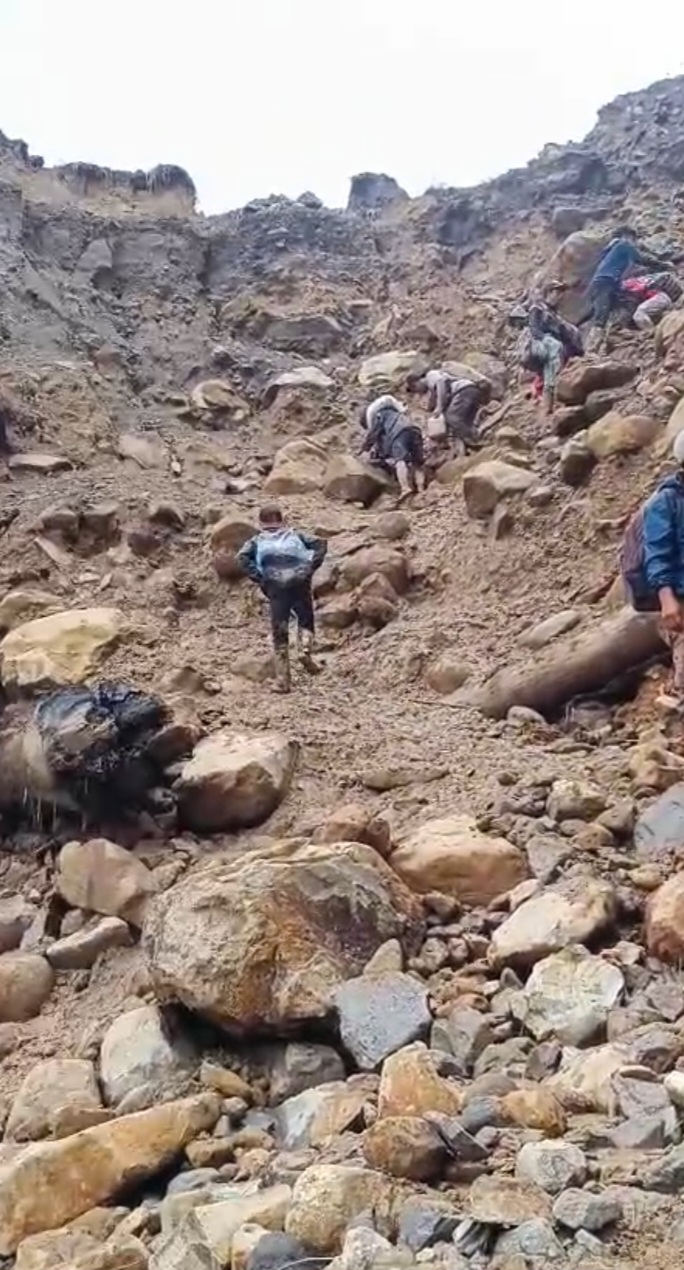 Nestapa Negeri Di Atas Awan: Terisolir Parah, Warga Gayo Terancam Kelaparan