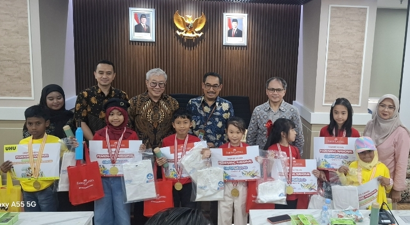 Kemdikdasmen Apresiasi CFA Faber-Castell, Tujuh Anak Berangkat Study Tour ke Malaysia