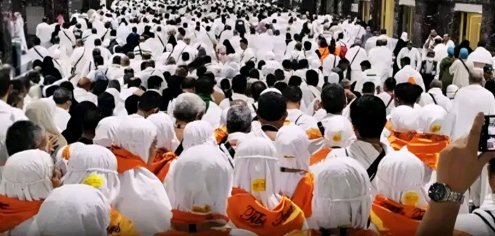 14 Ribu Jemaah Umrah Indonesia Masih Tertahan di Timur Tengah