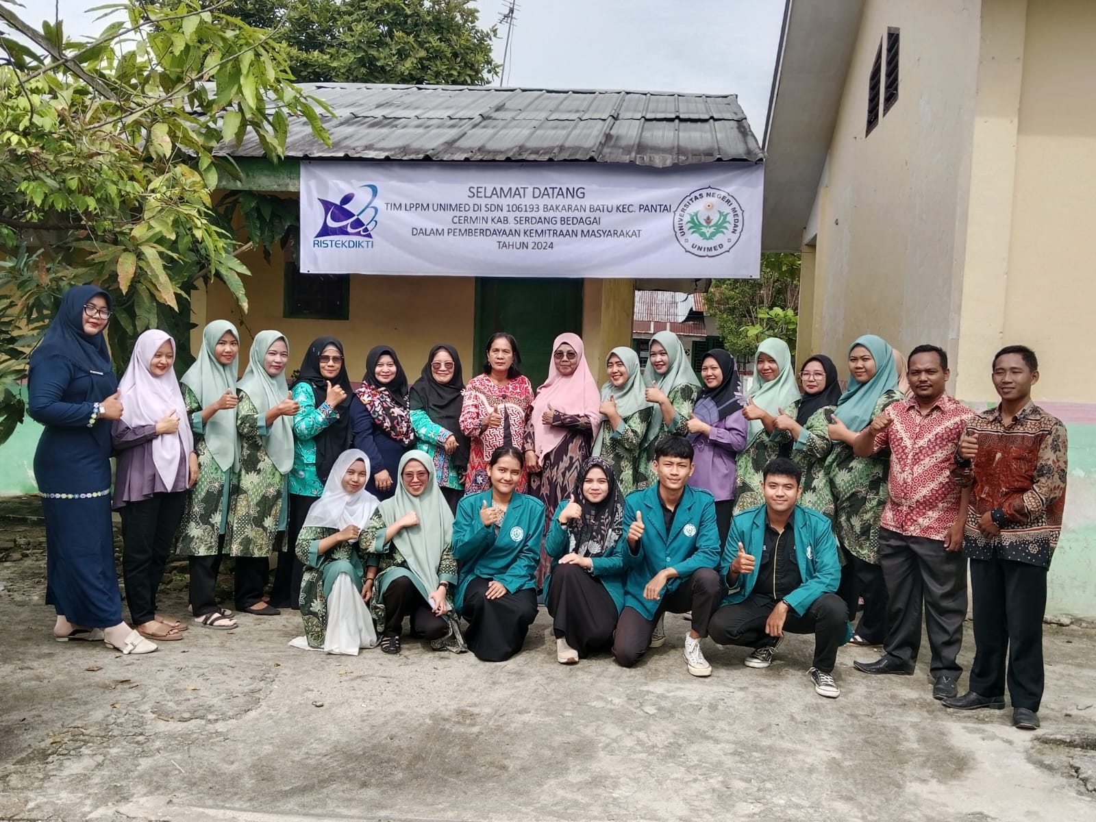 Tim PKM Unimed Latih Guru-guru SD Pembelajaran Berbasis STEM Dan TPACK