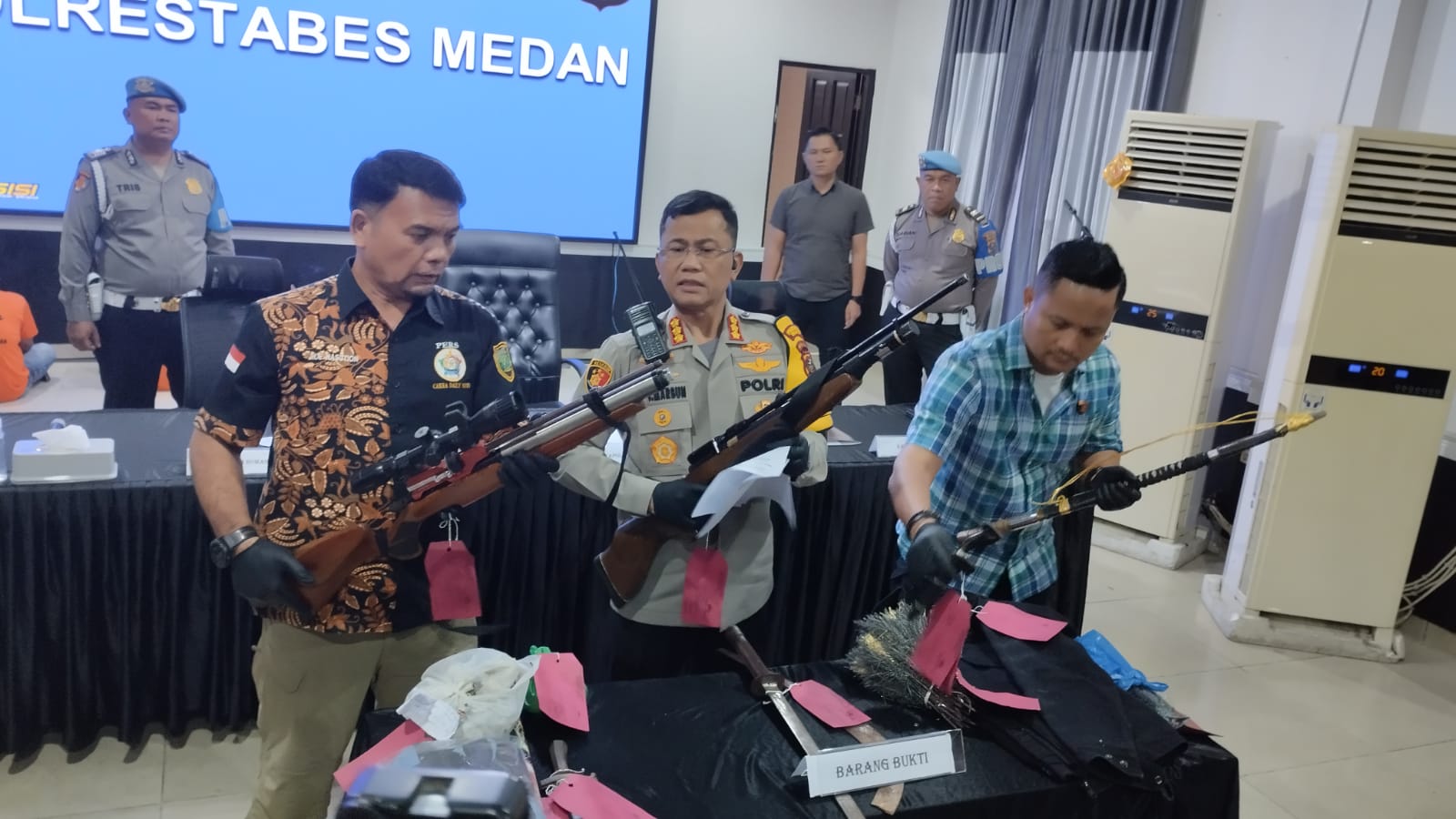 Aniaya Sopir Truk Di Pancurbatu,Ketua OKP Dan Sekjennya Diringkus