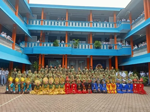 Peringatan Hari Guru Nasional,<br>Di SMA Dharmawangsa Berlangsung Khidmat