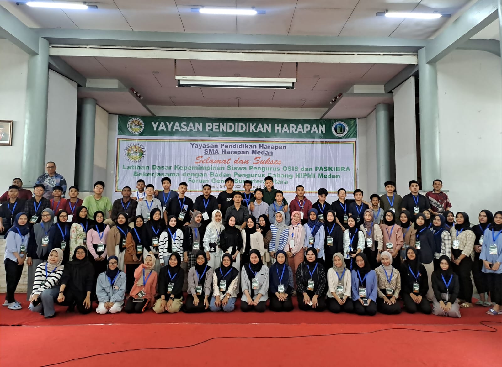 OSIS Dan Paskibra SMA Harapan Medan Gelar Latihan Dasar Kepemimpinan Siswa