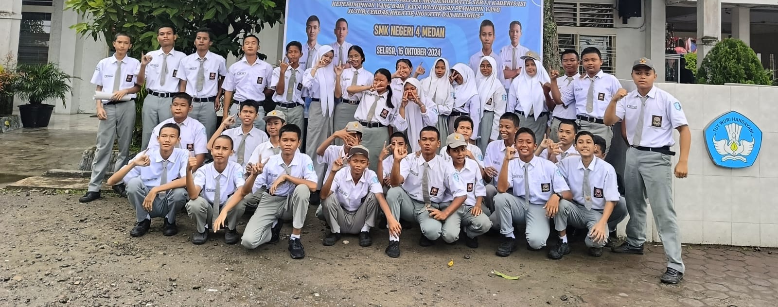 Pemilihan Pengurus OSIS Berbasis Digital Di SMKN 4 Medan