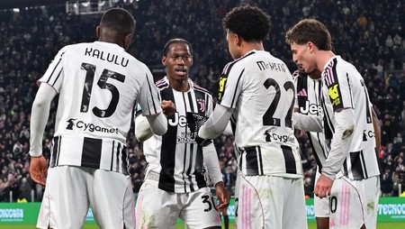 Juventus Buat Parma Makin Dekat Zona Degradasi