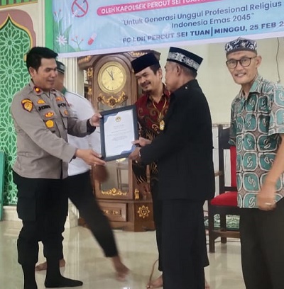 Kapolsek Percut Seituan Sosialisasi Bahaya Narkoba Di Masjid Baitul Azis