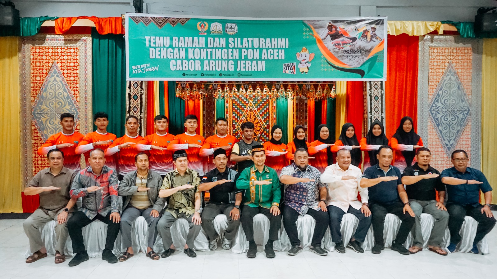 Syakir Motivasi Atlet Arung Jeram Aceh