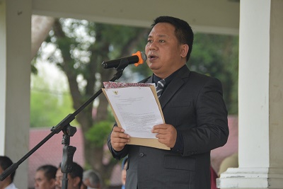 Unimed Gelar Upacara Peringatan Hardiknas