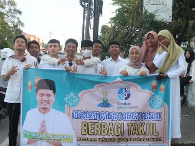 Komunitas Gerakan Gadget Sehat Gelar Pembagian Takjil Selama Ramadhan