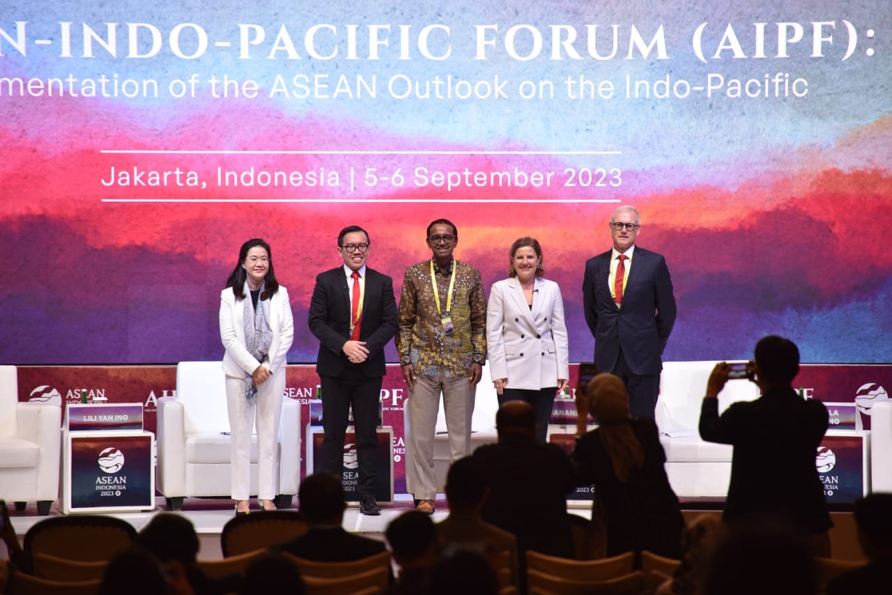 Telkom Tampilkan Fokus Investasi di Tiga Area Utama Dalam AIPF