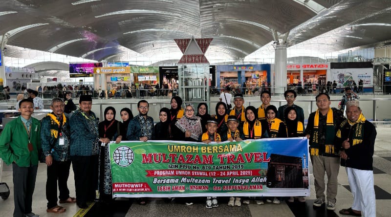 22 Jamaah Umrah Syawal  Multazam Travel Berangkat Umrah