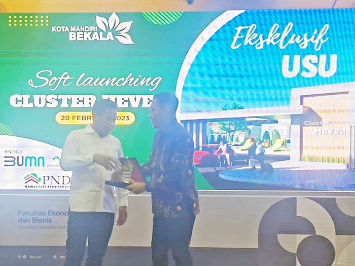 PT. PND Dan Rektor USU Soft Launching Cluster Hevea