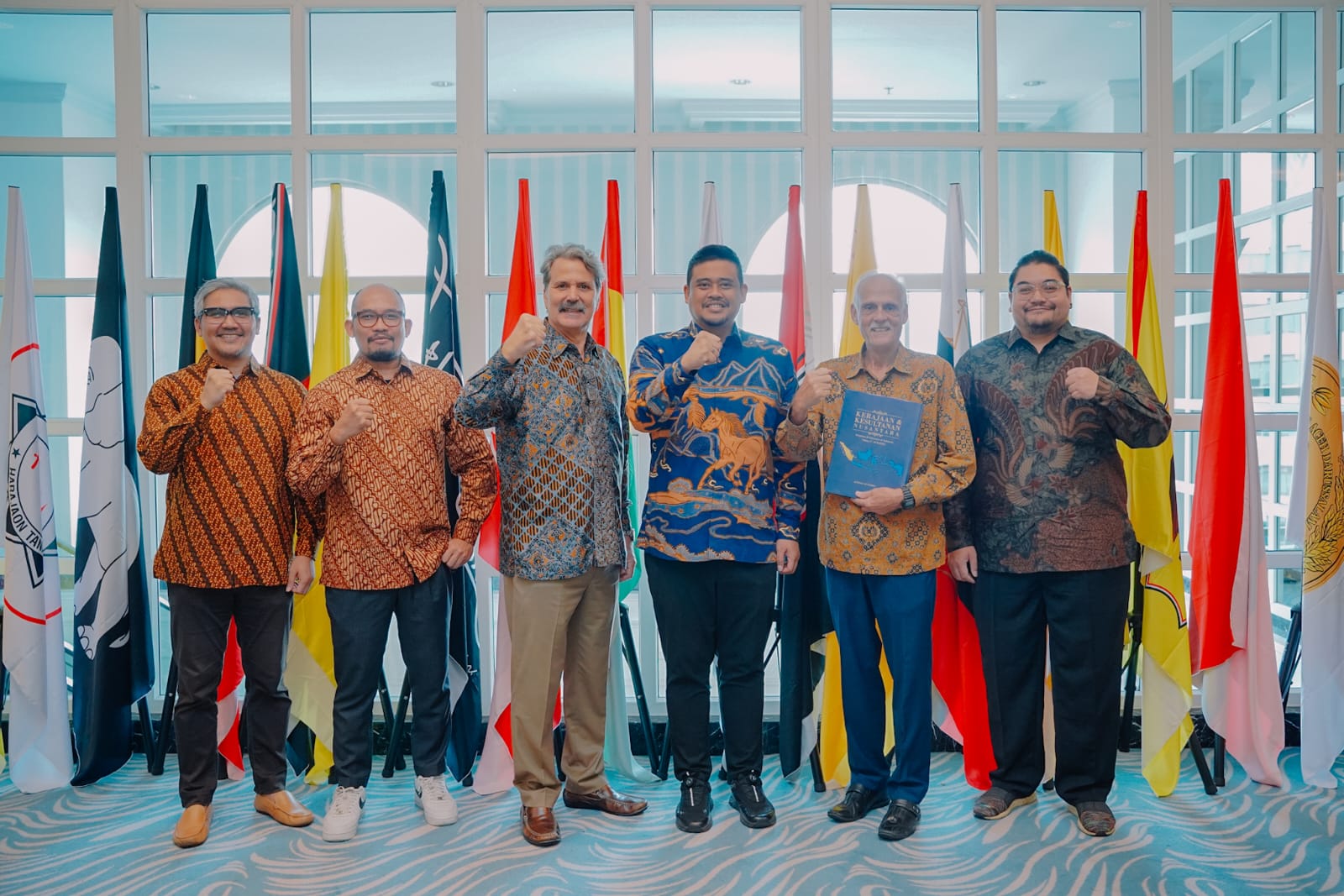Peluncuran Buku Kerajaan Dan Kesultanan Nusantara, Bobby Nasution: Bangga Dengan Sejarah Dan Keberagaman Budaya