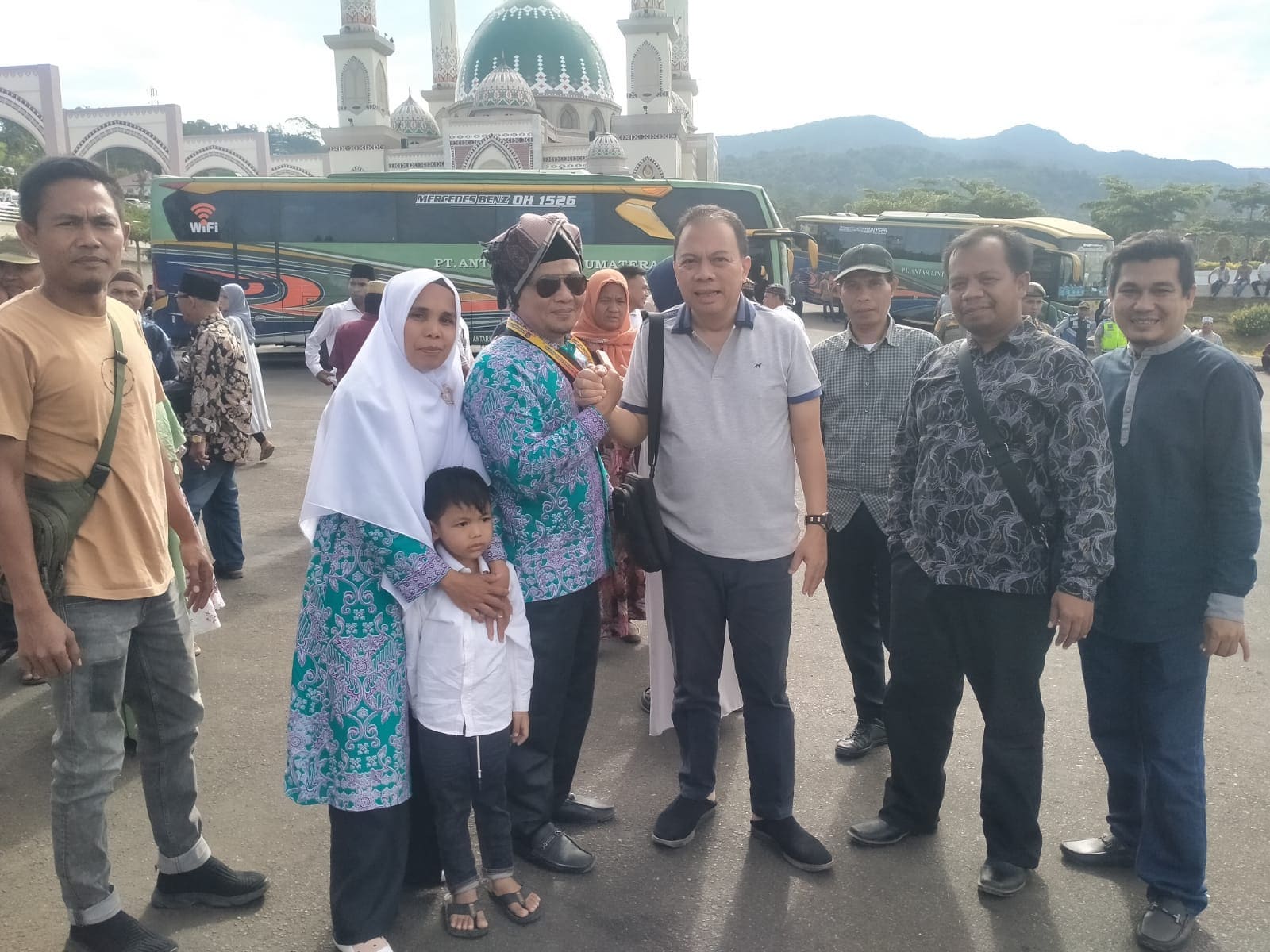 Darul Mursyid Berangkatkan Guru Dan Karyawan Haji Dan Umroh