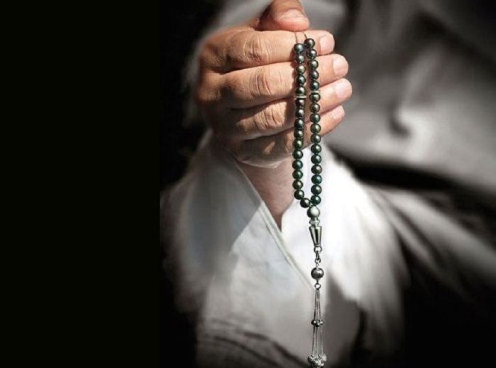 <strong>Manajemen Zikir Menurut <em>Al-Quran Dan As-Sunnah</em></strong>