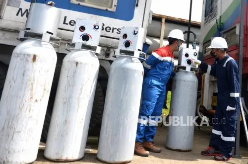 Bahlil Ungkap RI Kembangkan CNG Sebagai Alternatif LPG 3 Kilogram