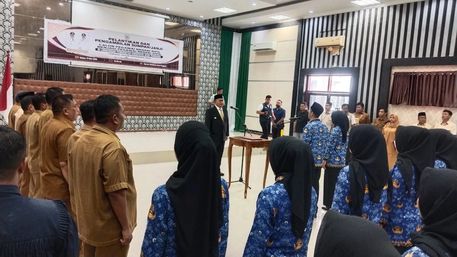 57 CPNS Agara Dilantik Menjadi PNS, Bupati Tekankan Integritas Dan Semangat Melayani