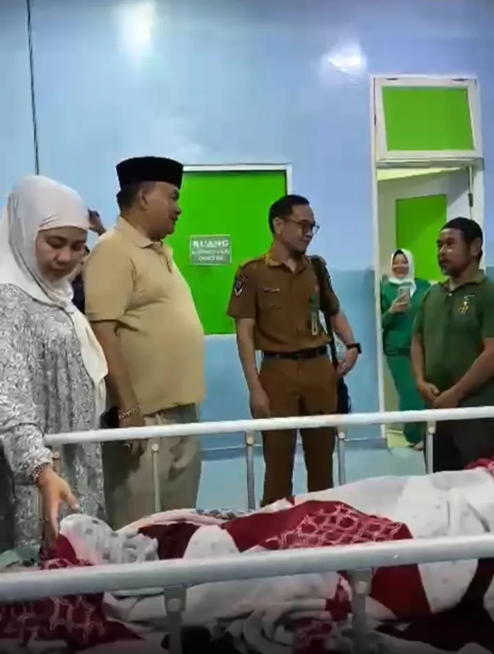 Keluarga Korban Diterkam Harimau Terharu Atas Kunjungan Bupati Salim Fakhry Di RSUD H Kutacane