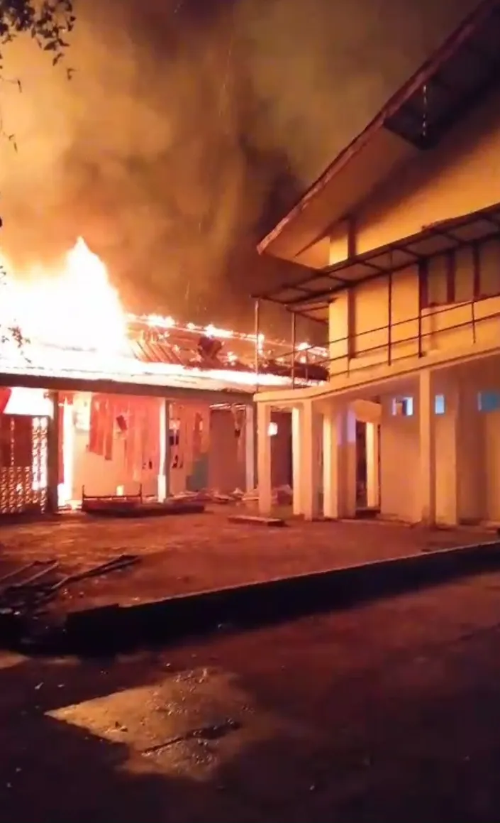 Bentrok Antarmahasiswa, Gedung Fakultas Pertanian USK Hangus Terbakar