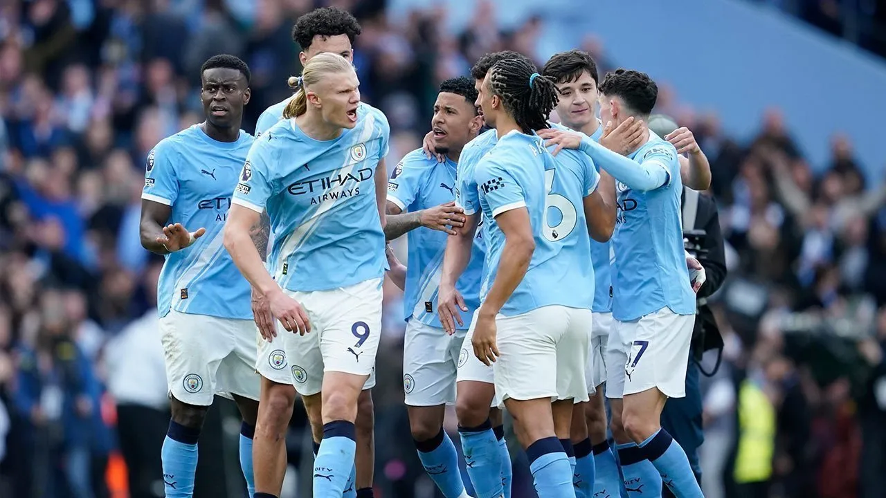 Man City Terus Tempel Arsenal Usai Cukur Brentford 3-0