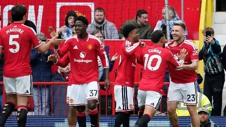 Libas Forest 3-2, MU Finis Ketiga Liga Inggris