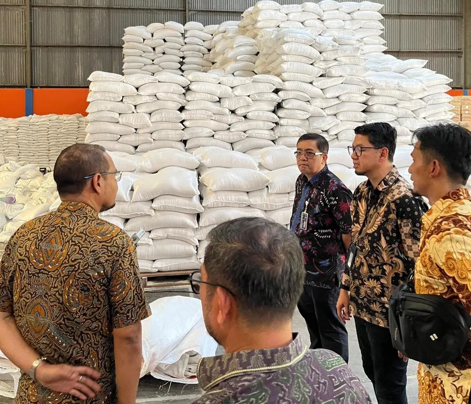Dewan Pengawas Perum BULOG Tinjau Kualitas Dan Penyaluran Bantuan Pangan Sumut