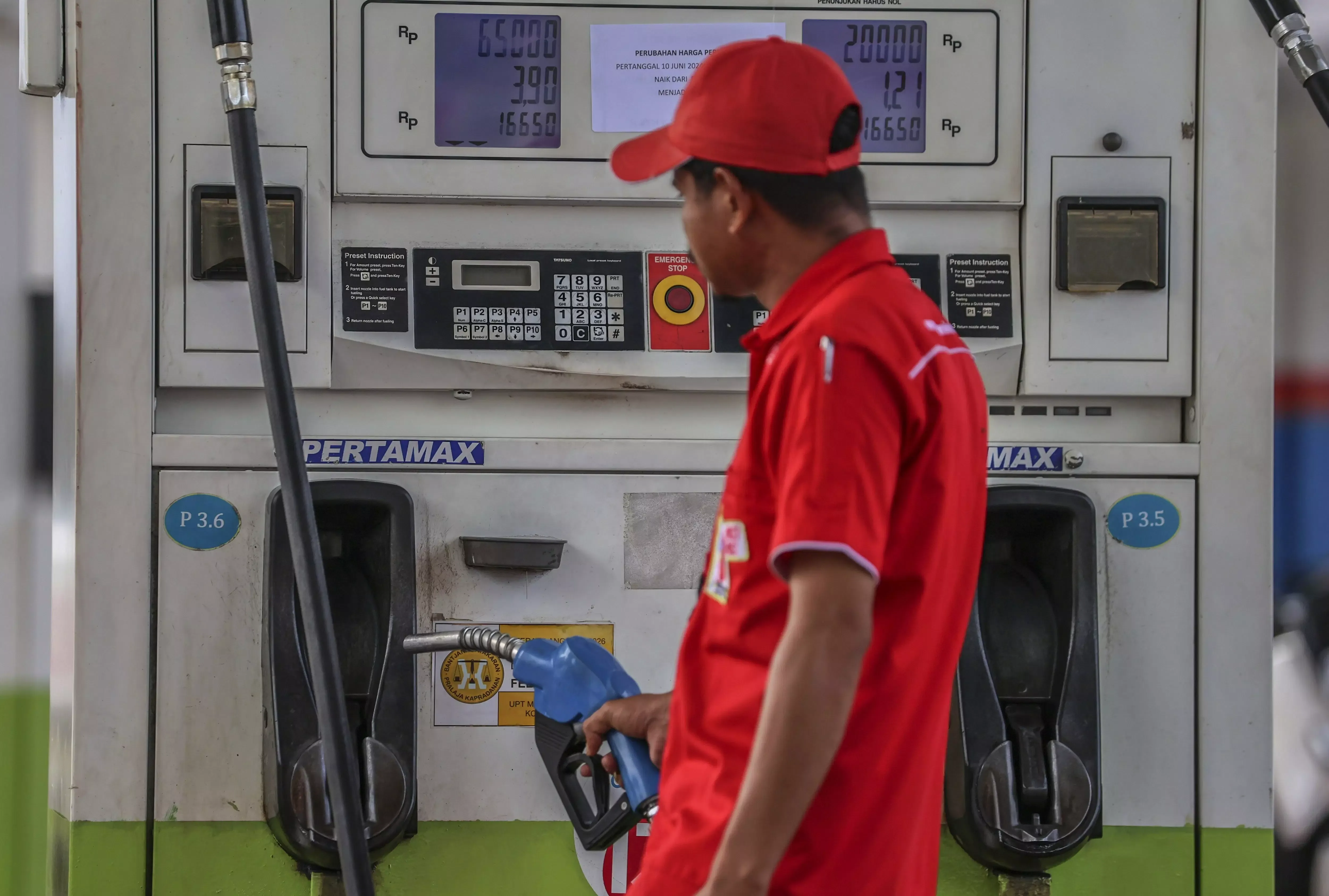 Harga Minyak Dunia Turun, Pertamax Belum Ikut Turun? Ini Penjelasan Ekonom