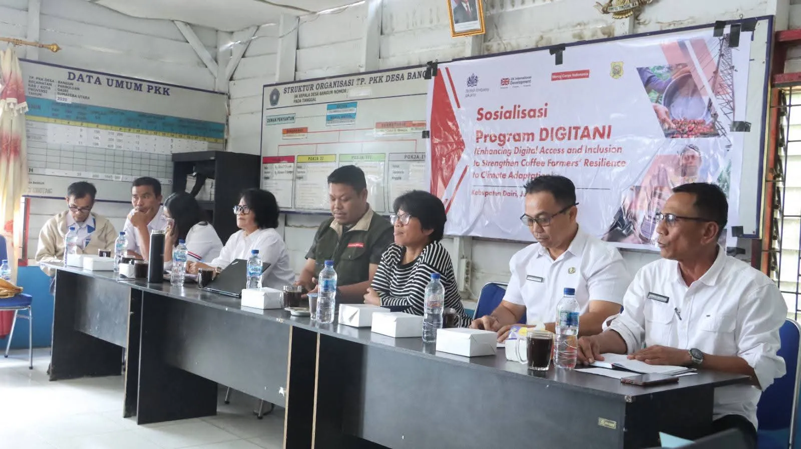 Mercy Corps Sosialisasikan Sekolah Lapang Iklim di Desa Bangun Dairi
