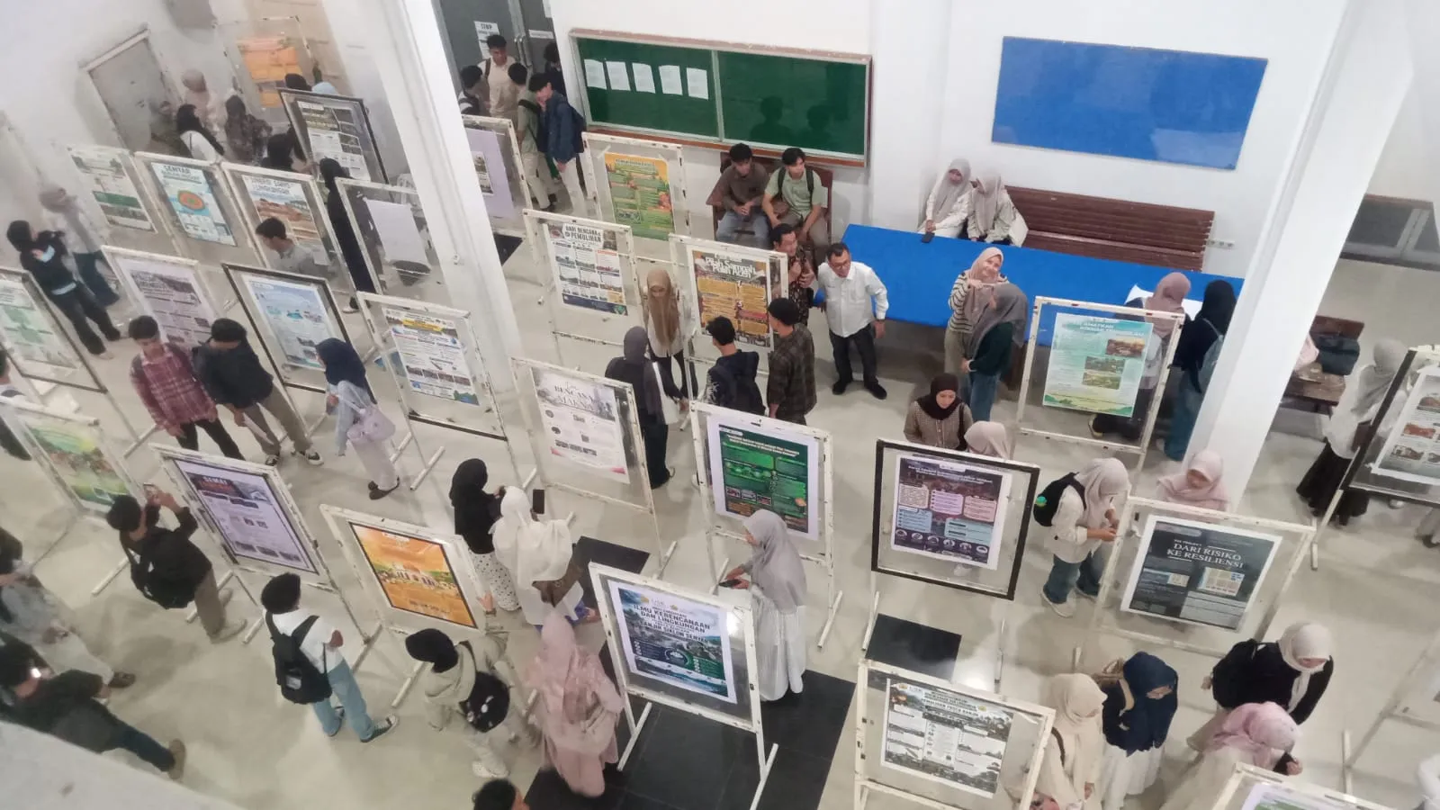 451 Poster Terpilih Ikut Lomba Tingkat UPT MKU Universitas Syiah Kuala