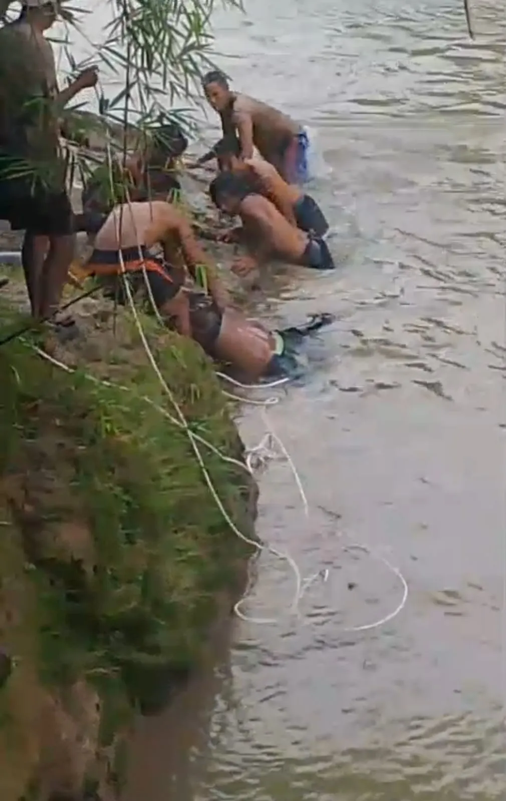 Karyawan Kebun Ditemukan Tewas Tak Wajar di Hulu Aliran Sungai Besitang