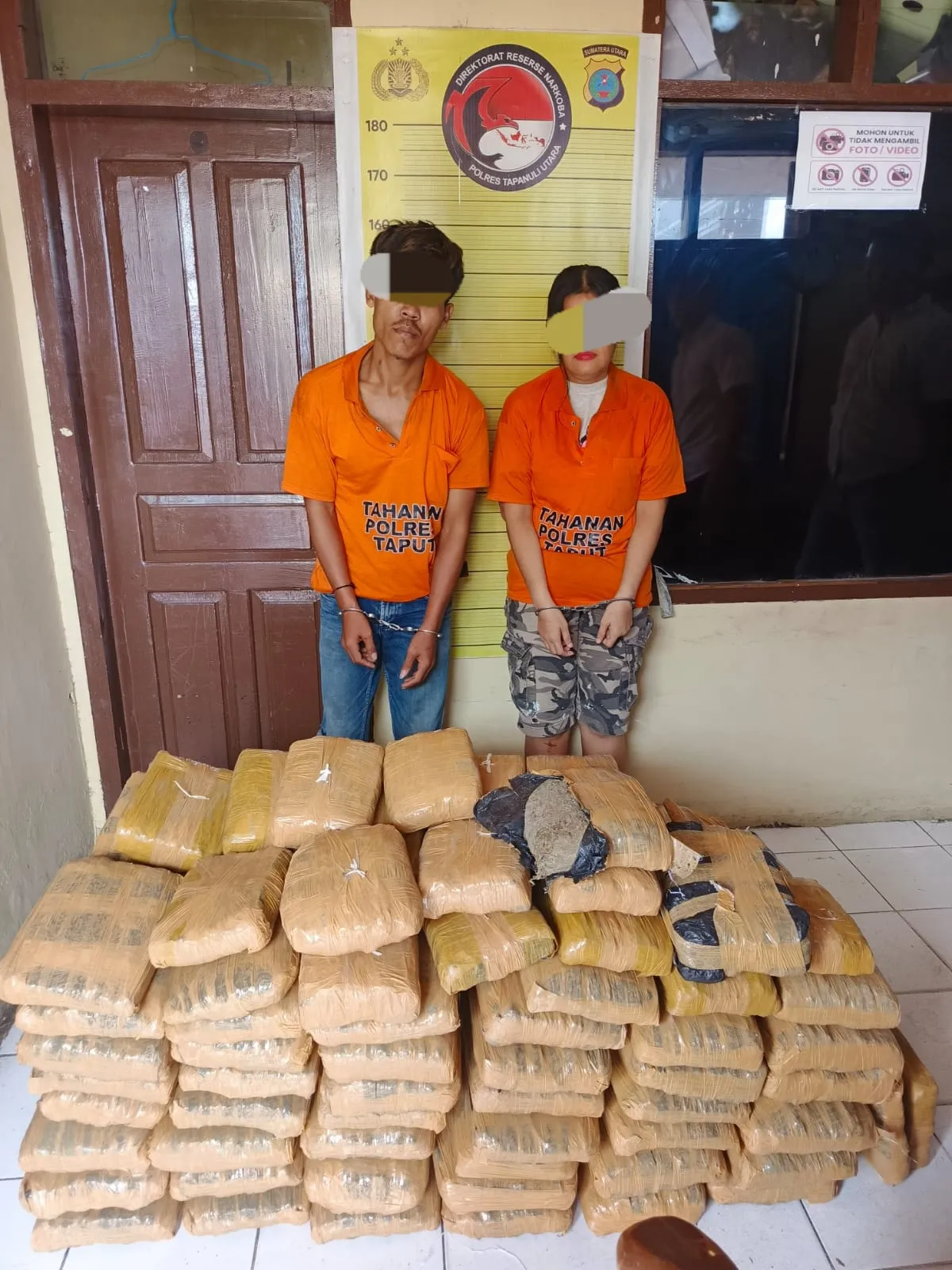Kecelakaan Bongkar Aksi Kurir Narkoba, Polres Taput Sita 112 Paket Diduga Ganja Kering