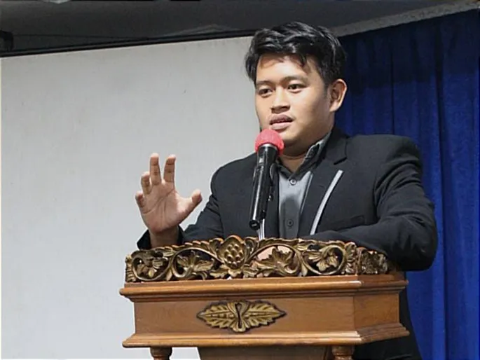 LAPK: Solar Antre Di Mana-Mana, Publik Menunggu Respons Pertamina