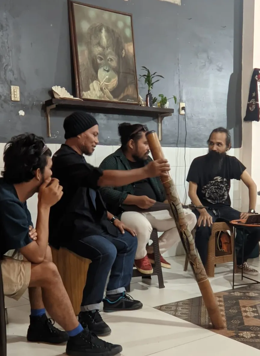 Partisipasi Bunyi II Melintas Ruang Dan Waktu