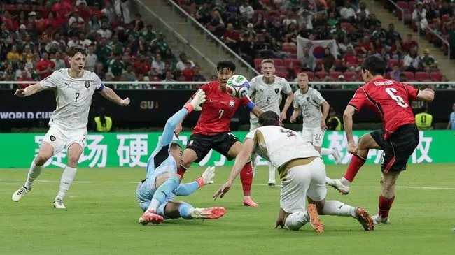 Korsel Comeback Dramatis, Gasak Ceko 2-1