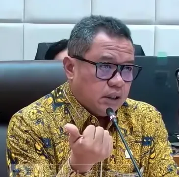 Lamhot Sinaga Sarankan Menpar Dorong Presiden Adakan Ratas Bidang Pariwisata