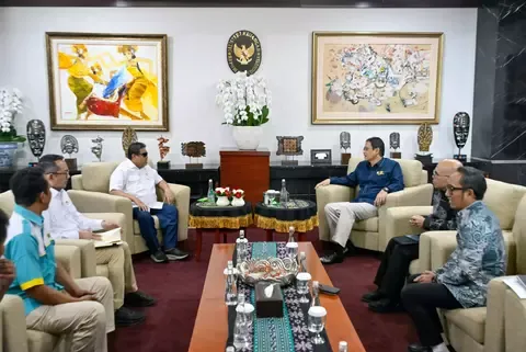 Pemerintah Kaji Ulang Pajak JHT, Menkeu Respons Usulan Serikat Pekerja