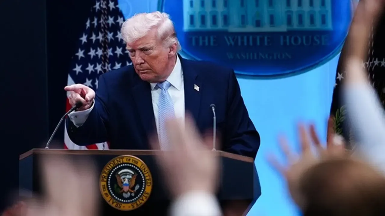 Trump Berlakukan Tarif Baru Untuk 60 Negara