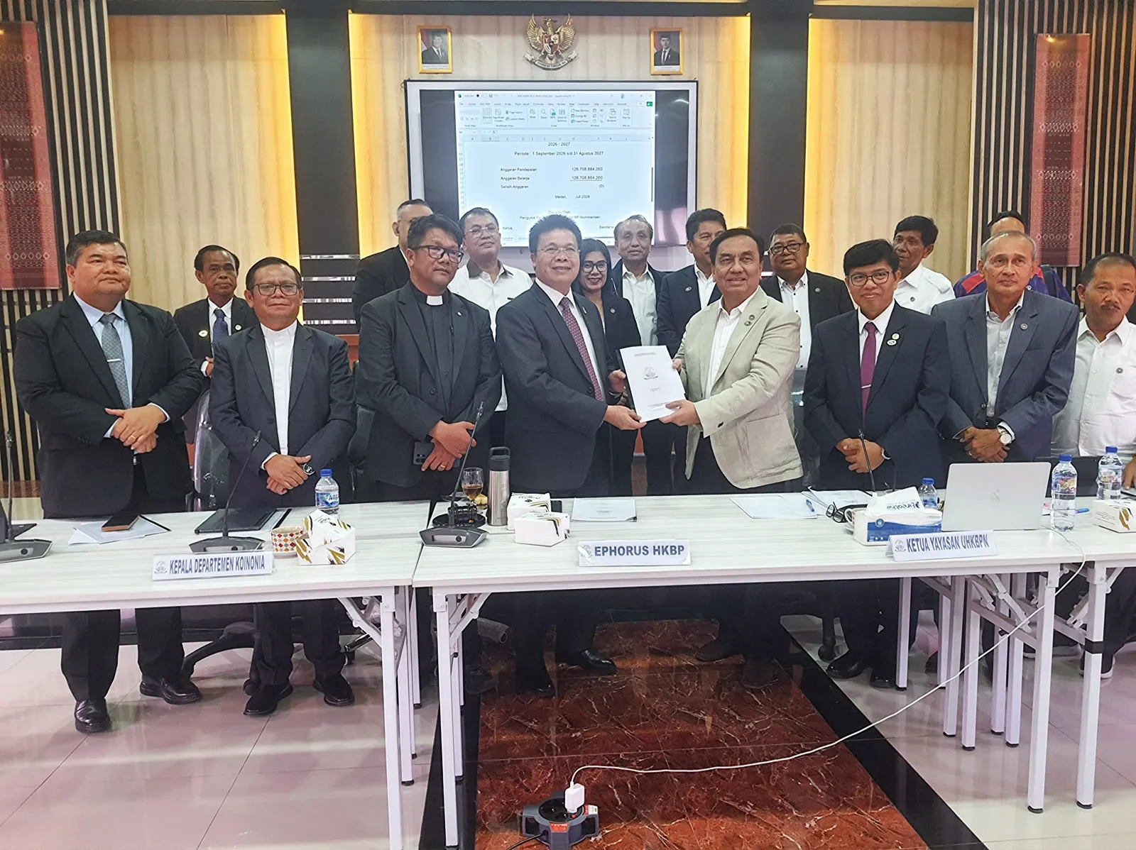 Ephorus HKBP Komitmen Berkontribusi Dalam Pembangunan SDM Melalui Pendidikan