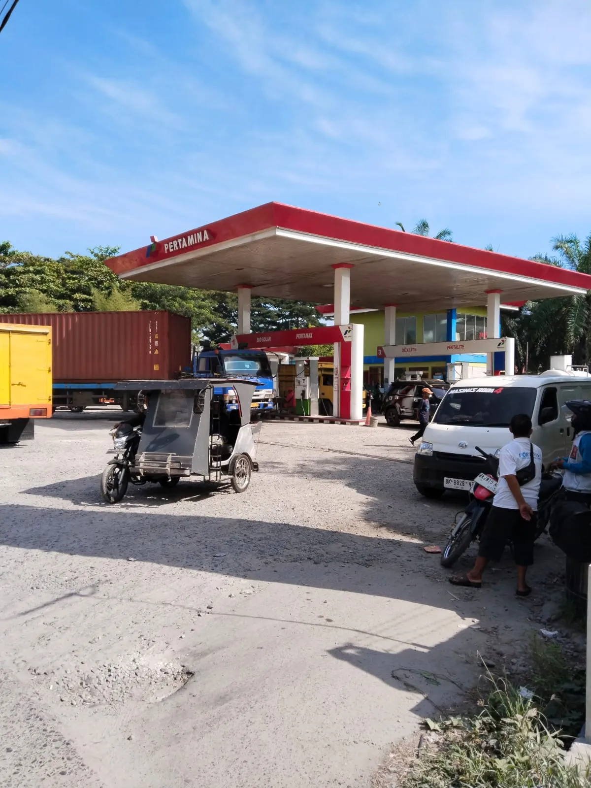 Dua Hari Terakhir, Solar dan Pertamax Langka di Tebingtinggi
