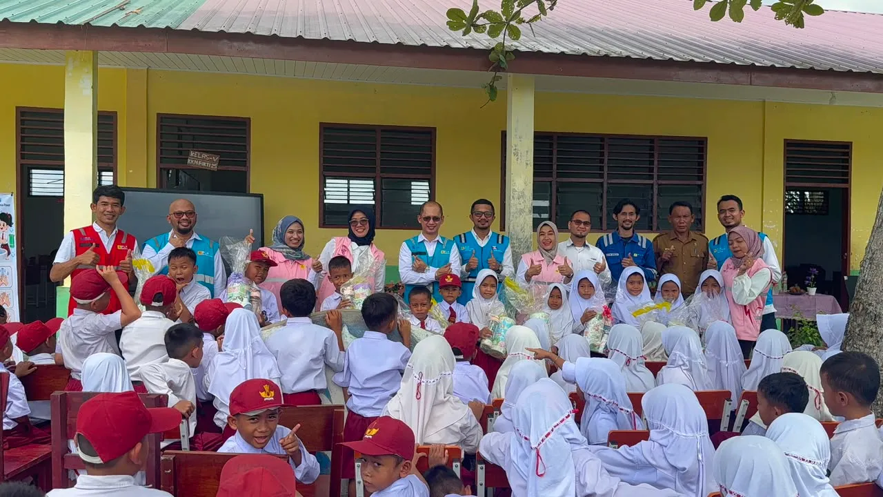 PLN Indonesia Power Bersama Tim Dokter dan Srikandi Edukasi Siswa SDN 054951