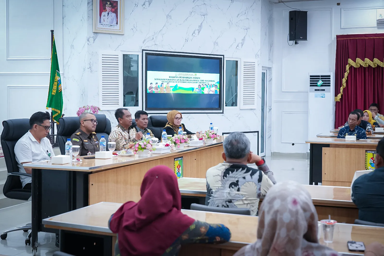 Jaga Desa Digulirkan, Bupati Sergai Minta Kades Kelola Dana Desa Sesuai Aturan