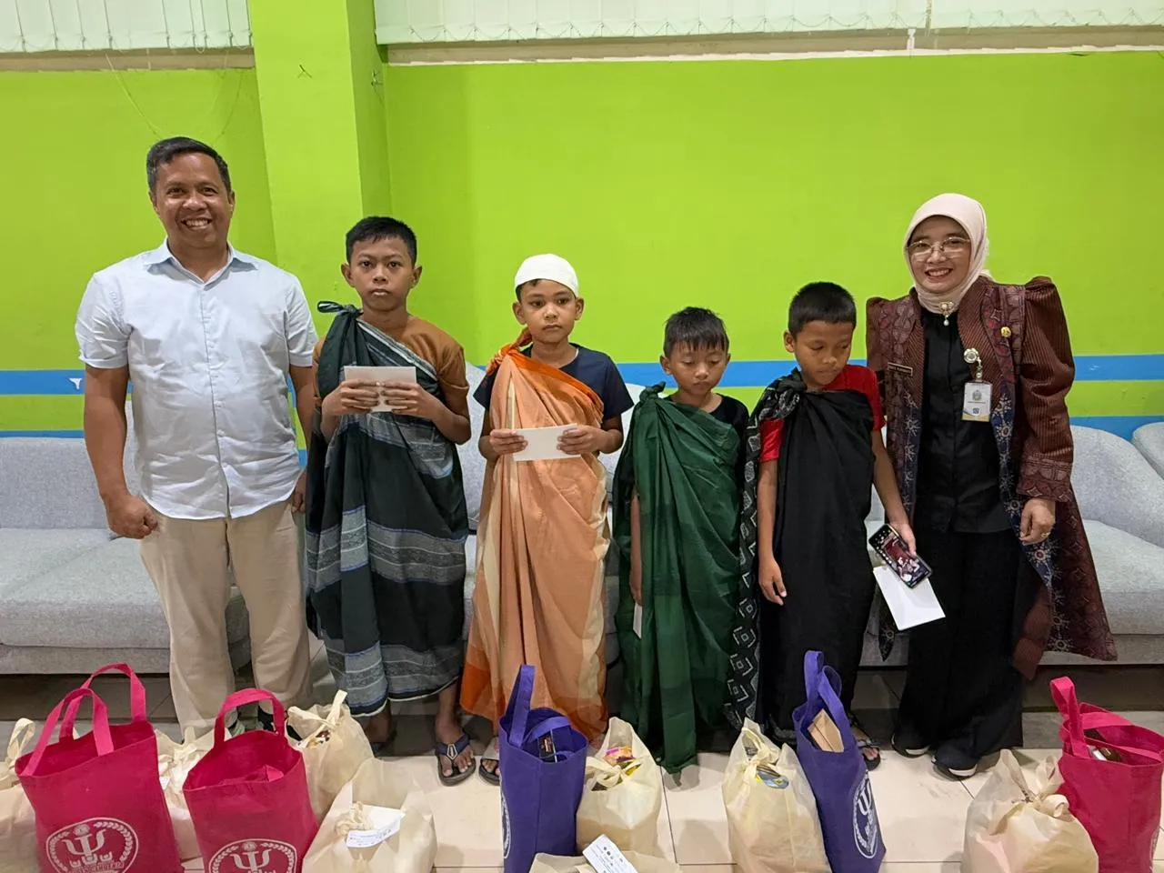 Pelindo Regional 1 Dukung Khitan Massal Memperingati Hari Anak Nasional