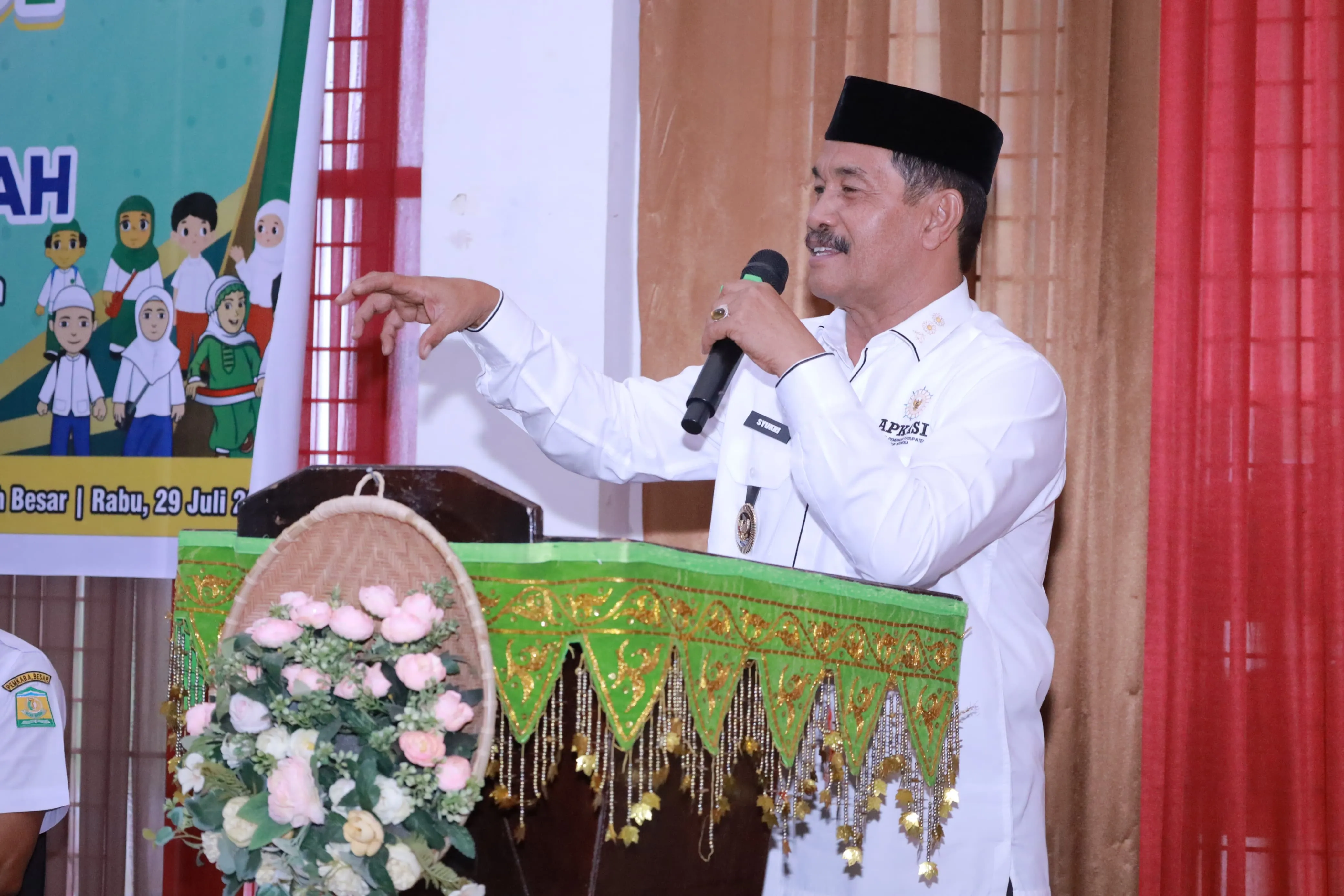 Dorong Lahirnya Generasi Sehat, Wabup Syukri: Anak-anak Harus Dibiasakan Mencintai Lingkungan