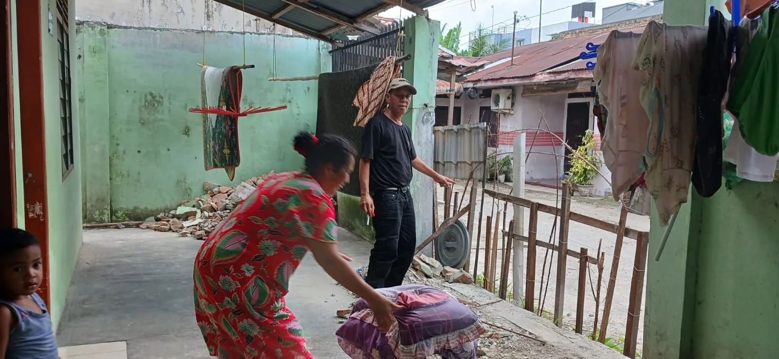 Akses Keluar Masuk Ditutup, Pemilik Rumah Kontrakan di Medan Barat Mengeluh